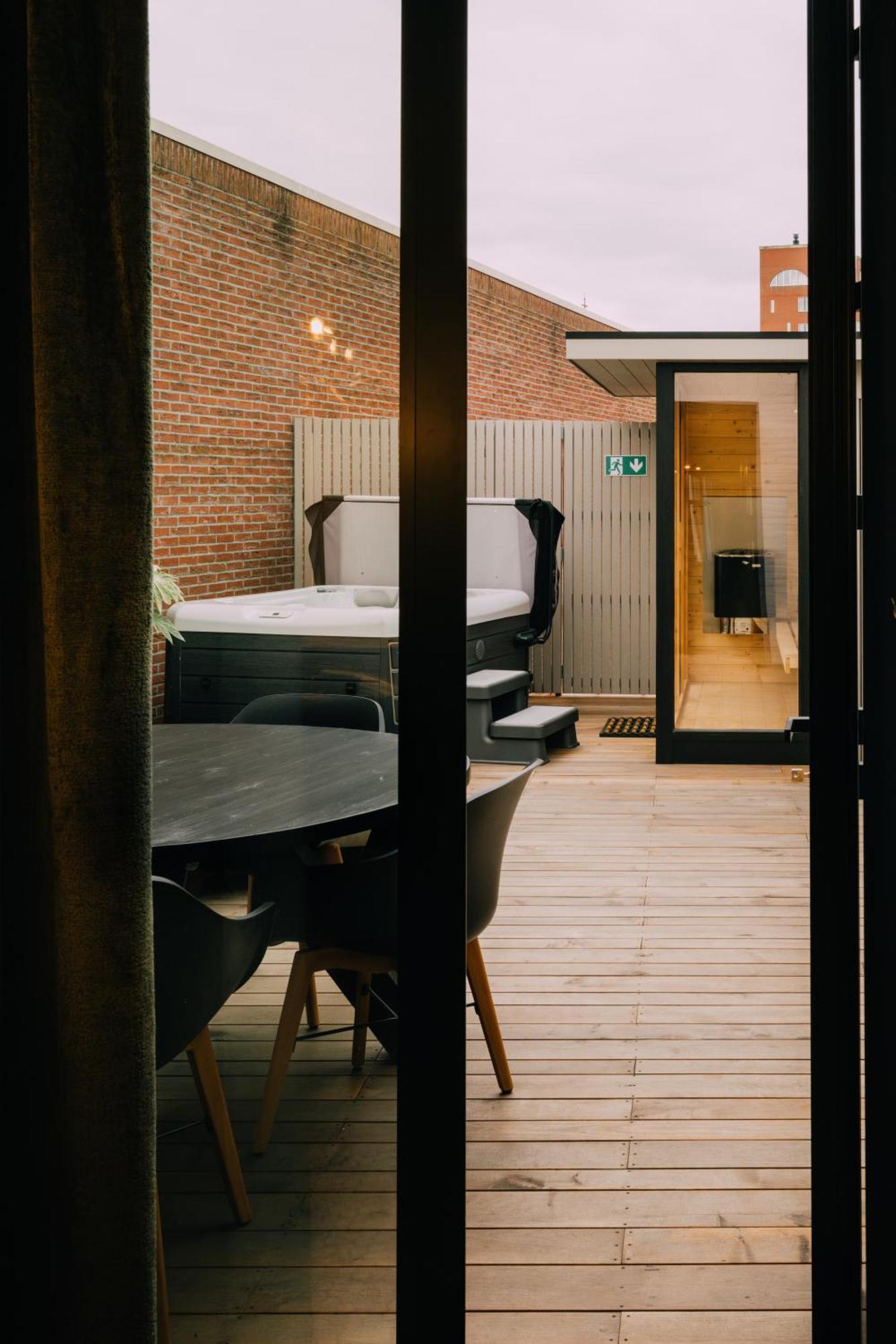 Thebridge29 Boutique Apartment ブレッダ エクステリア 写真